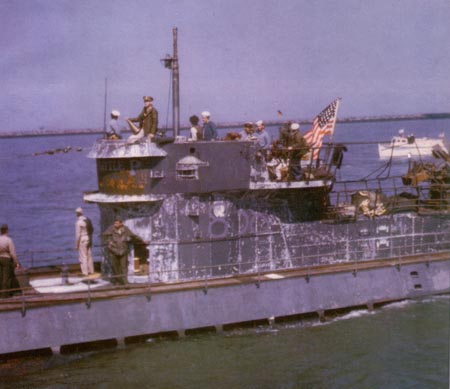 U858