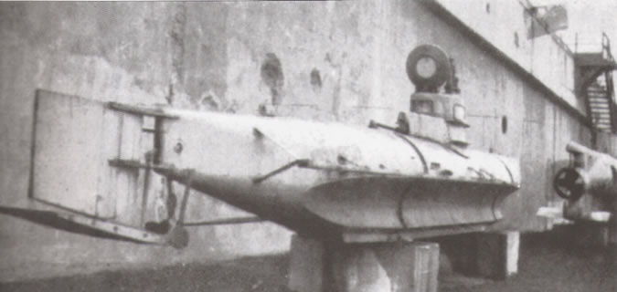 Sumeregible Biber, sin torpedos.